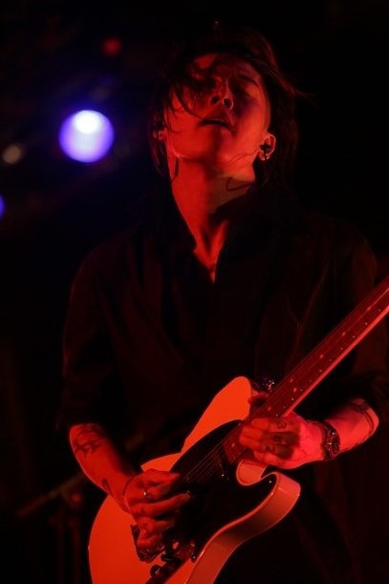 「MIYAVI「チャレンジが娯楽でありラグジュアリー」高級時計イベントにて新曲含むパフォーマンスを披露」1枚目/6