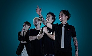 「SiM×NOISEMAKER 2マン2DAYSライブ【A DOG HOUSE】開催」