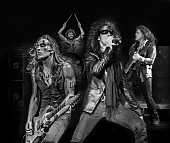 「エクストリーム ジャパン・ツアーにて20分超え大曲を世界初披露」1枚目/3