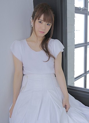 「藤田麻衣子 10周年記念ベストアルバム発売決定！ 全国ツアー開催も」