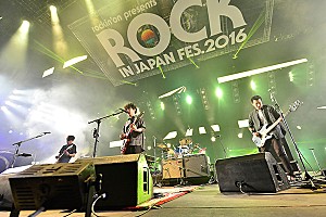 RIJF 王者ワンオクが降臨、トリはアジカン！国内最大級のフェス最終日