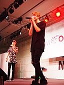 「バーズ＆メロディが来日！あべのキューズモールで「Hopeful」を熱唱！」1枚目/2