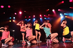 「【独占写真あり】チキパ 今度は水休憩すら無しの“真のノンストップ”60分ノンストップライブを敢行」