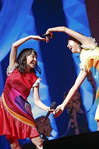 ももクロ百田夏菜子×玉井詩織 豪華結婚式【ももたまい婚】でファン祝福