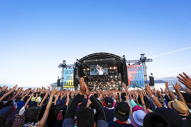 「【RUSH BALL 2016】リップ、Dragon Ash、SiM…様々なアーティストが関西に集結！初日レポ！」1枚目/8