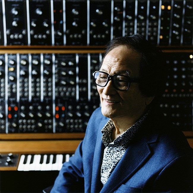 「冨田勲 追悼特別公演にDub Mixの巨匠エイドリアン・シャーウッドが出演」1枚目/2