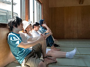 「神聖かまってちゃん ネット配信ニュース番組でバンド生演奏を披露」