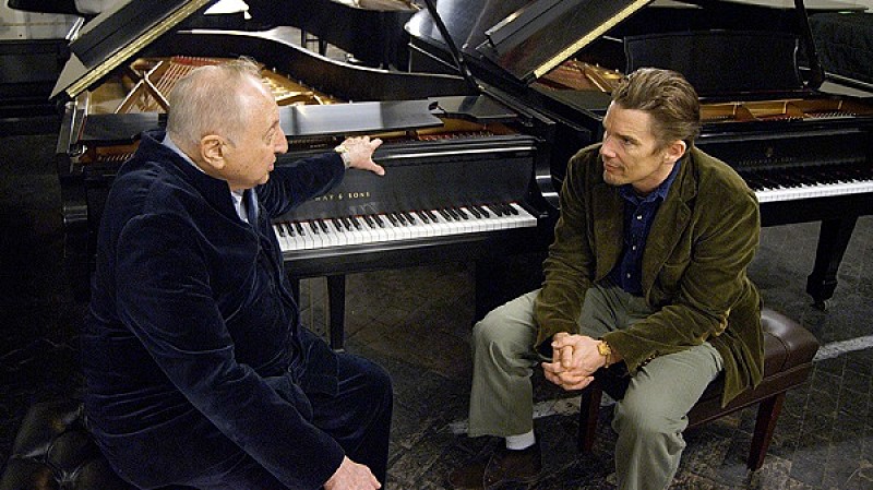 「(C)2015 Risk Love LLC」3枚目/11