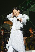 「山内惠介 全国ツアー最終日に全26曲熱唱！ 来年10月には東京国際フォーラム公演を開催」1枚目/3