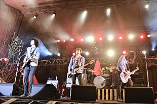 「THE BAWDIES 全国33か所に及ぶワンマンツアー開催」