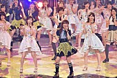 「AKB48グループ総勢110人出演『AKB FES 2016』＆ 秘蔵映像満載の『AKB48 A to Z 2016』放送」1枚目/10