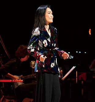 「五輪真弓が32年ぶりのライブ・アルバム発売＆ビルボードライブで発売記念公演開催」