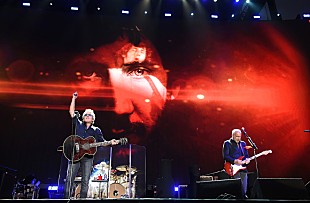 「ザ・フー、直球ロックンロールで2時間越えのセットを全力疾走 / 【デザート・トリップ】3日目ライブ・レポート」