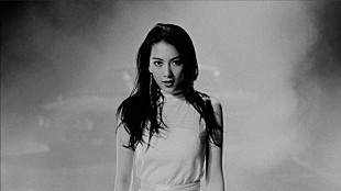 「JY（元KARA・ジヨン）同時リリース『フェイク』＆『恋をしていたこと』クール＆キュートなMV公開」