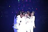 「Juice=Juice「いろんな夢を叶える瞬間を一緒に過ごしたい」1年半で225公演完遂の果てに見た“素晴らしき世界”」1枚目/10