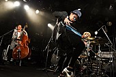 「H ZETTRIO、聖夜の祝祭広場をイメージした初のクリスマスソングをリリース」1枚目/3