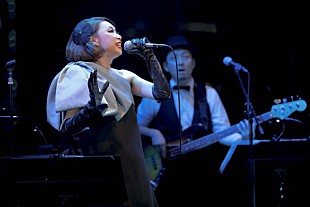 「野宮真貴 “サウンドトラック渋谷系”を掲げたビルボート東京公演レポート 「2020年のオリンピックで『東京は夜の七時』を歌いたい」」