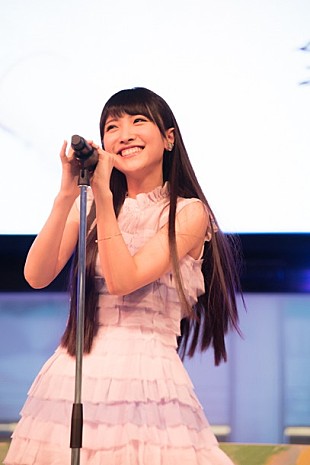 「山崎エリイ 19歳直前にソロデビュー！ “どこから見てもカワイイ”彼女の誕生日やXmasの過ごし方とは？」