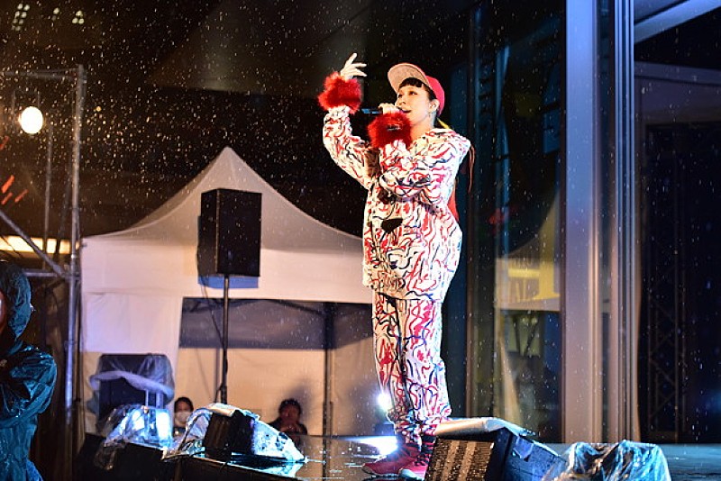 AI 二子玉川ライズ・イベントで“新たなXmasソングの定番”披露！ 11年ぶりの紅白への意気込みも語る