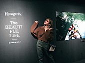 「ローラ/AAA伊藤千晃/Dragon Ash ATSUSHIらも会場に！ 日本初のアートフェア【ART PHOTO TOKYO】開催」1枚目/3