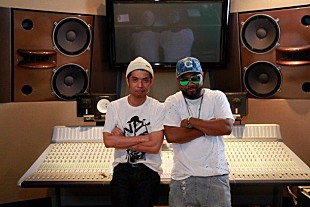 「久保田利伸×ミュージック・ソウルチャイルド「SUKIYAKI」（上をむいて歩こう）MV公開」