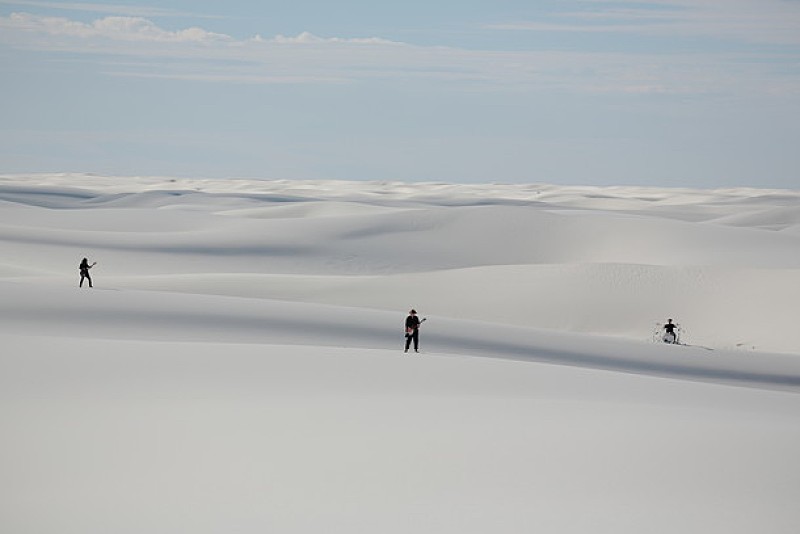 ACIDMAN 交流を深めた小林武史プロデュースのニューシングル『愛を両手に』2017年リリース