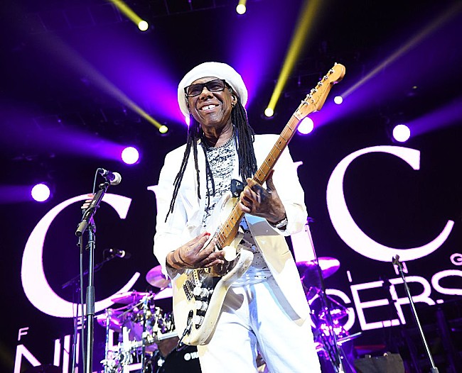 「ナイル・ロジャースがボウイ、プリンスとの思い出を回想「彼らが世界に与えたもの、俺個人にくれたものは特別」」1枚目/1