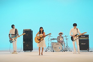 「miwa×坂口健太郎による映画劇中バンド“The STROBOSCORP”劇中歌のMVメイキングカット公開」