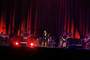 エレファントカシマシ、恒例の新春ライブで30周年イヤー幕開け＆初47都