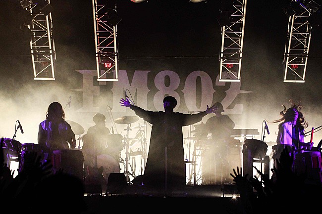 「サカナクション、RADWIMPSなど…総勢2万人によるロック大忘年会　2日間にわたる【FM802 RADIO CRAZY】のレポートをお届け」1枚目/15