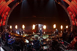 「MAN WITH A MISSION【The World's On Fire TOUR 2016】ライブ映像のダイジェスト公開」