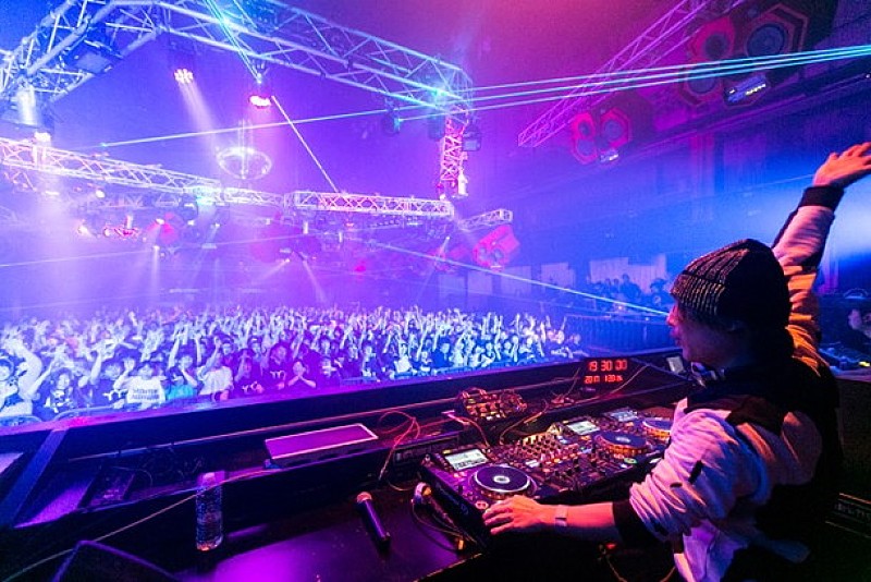 中田ヤスタカ×kz×tofubeats×banvox【YYY Vol.2】TeddyLoidも参加で大盛り上がりで幕