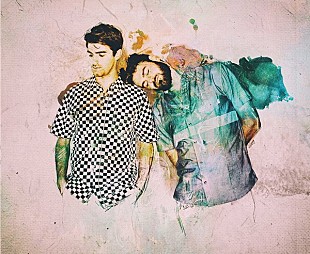 「2016年最大ヒットを記録したザ･チェインスモーカーズ、待望のキャリア初フル・アルバムを発表」