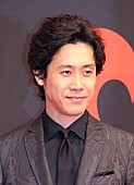 「“マイペ－ス”松田龍平に不満爆発！　大泉洋「バイオリン弾いてんじゃね－よ」」1枚目/1
