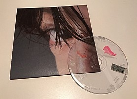 水曜日のカンパネラ、コムアイ「自信満々」のメジャー1stアルバム