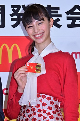 「中条あやみ、海外での活動を視野に　「英語を勉強したい」」