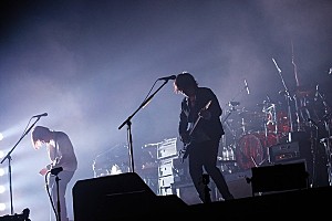 back number、自身最大規模の全国ツアー開幕「東京マラソンよりもここ