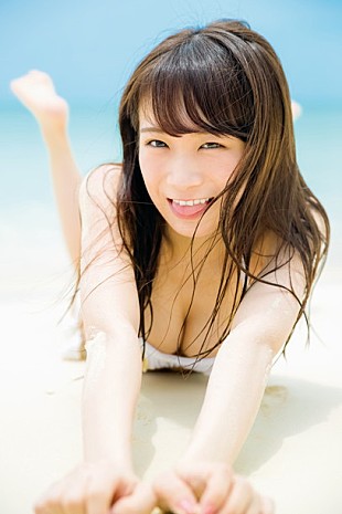 「乃木坂46秋元真夏 1st写真集『真夏の気圧配置』未掲載カットのパネル展＆ポスター掲出実施」