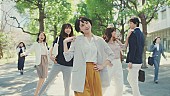 「泉まくら、新垣結衣が踊るユニクロ新CM曲へ歌唱参加   」1枚目/1