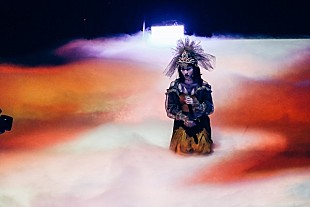 「水曜日のカンパネラ、初武道館のセンターステージで魅せた“八角宇宙”にファン熱狂」