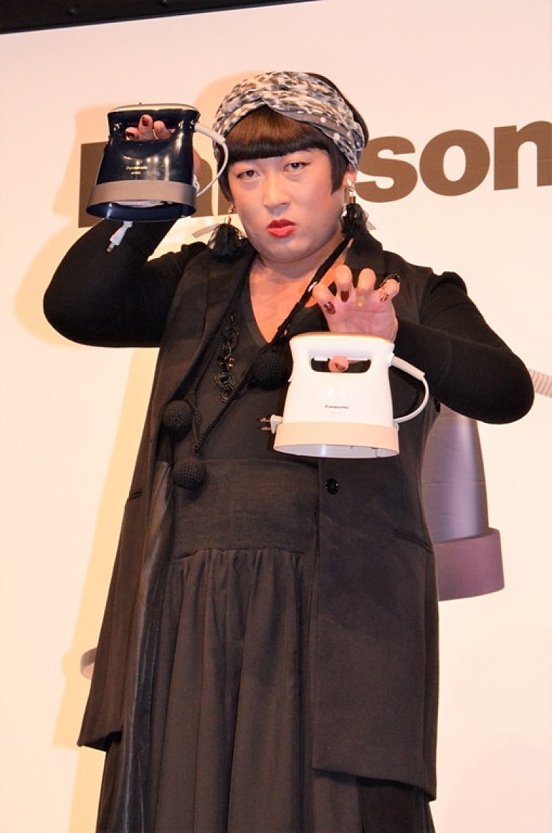 「ロバ-ト秋山、キャラクタ-作り過ぎで混乱 人気爆発も「結局は会社が持っていく」」1枚目/1