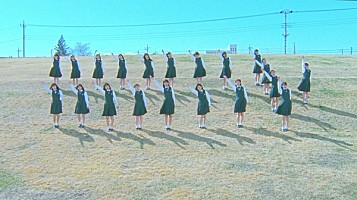 欅坂46＆けやき坂46、初の全員楽曲「W-KEYAKIZAKAの詩」MV公開 | Daily