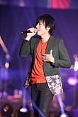 「flumpool 山村隆太も大喜び！“十代女子”の黄色い声援うけ、映画『サクラダリセット』主題歌を熱唱」1枚目/3