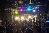 「predia 「これが大人の余裕か…」 ドキドキの晩餐会、初披露の新曲はお色気“酒爆ソング”ヌーベルキュイジーヌ」1枚目/6