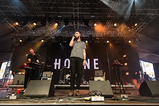 「Honne (Photo: Roger Ho / Courtesy of Coachella)」22枚目/34