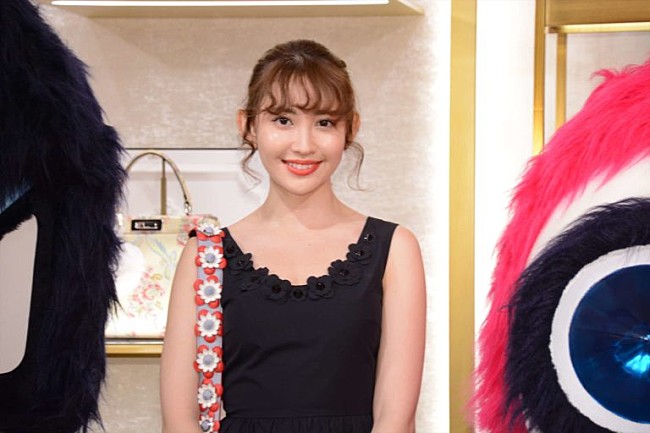 「小嶋陽菜、「楽しく過ごしています！」　ＡＫＢ４８卒業後の充実ぶりを報告」1枚目/1