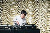 「DJ」6枚目/15