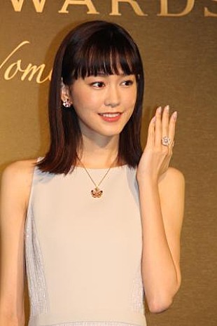 「桐谷美玲「母との共通点はよく食べるところ」　「将来は母のように専業主婦になりたい」」