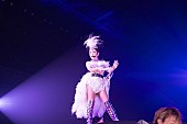 「浜崎あゆみ、史上最多の全国ツアーが開幕」1枚目/5
