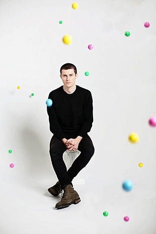 「グラミー受賞のRAC、ウィーザーのリヴァース迎えた新曲公開＆ニュー・アルバムも発表」